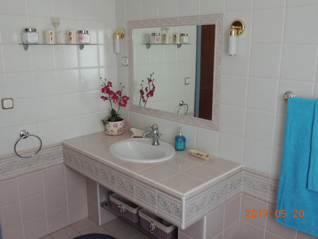 Eszter Apartman เอ็กเกอร์ ภายนอก รูปภาพ