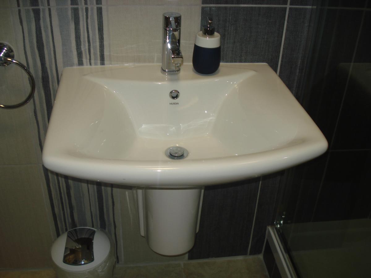 Eszter Apartman เอ็กเกอร์ ภายนอก รูปภาพ